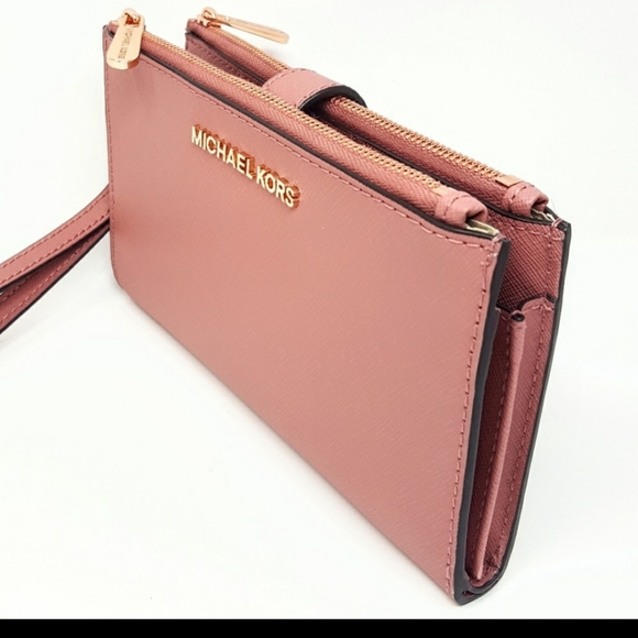 NWT MICHAEL KORS DOUBLE ZIP WRISTLET 8 IPHONE CASE - Picture 8 of 8